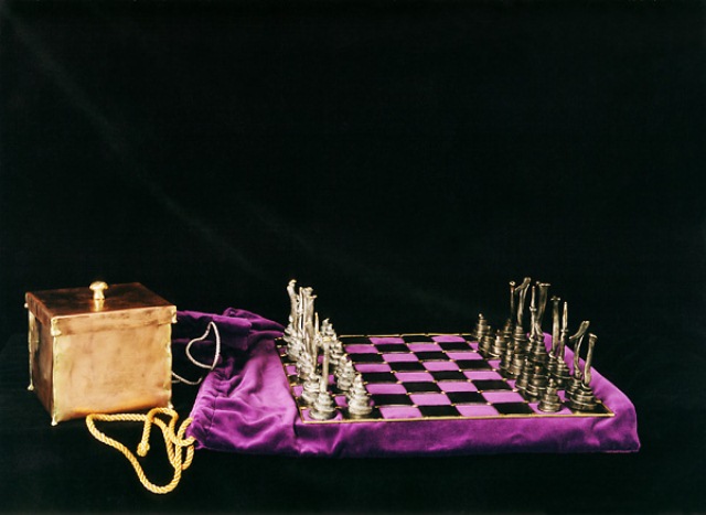 chess set 'game of all millennia'